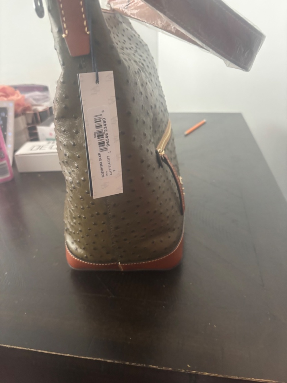 Dooney & Bourke - Picture 3 of 5